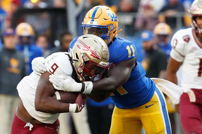 Pitt transfer LB Bangally Kamara tackling Florida State RB Lawrance Toafili (4th Nov., 2023)